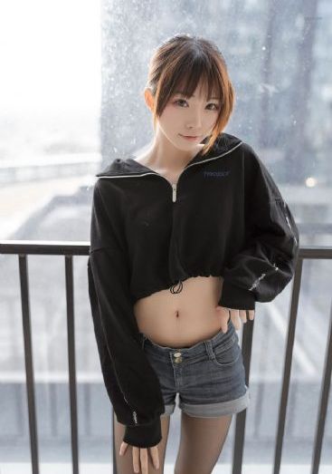 依人久久久_BD英语在线观看视频