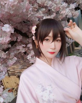 二个人看的www免费高清视频_剧情片HD高清在线观看
