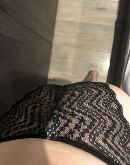 丝袜美腿视频在线_剧情片高清完整版
