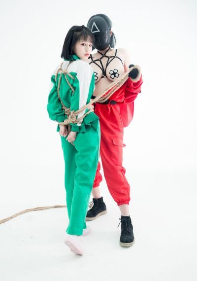 婬荡的女教师波多野结衣花季传媒_HD在线播放