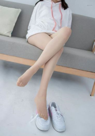 日韩丝袜情趣美女图片_2022在线观看
