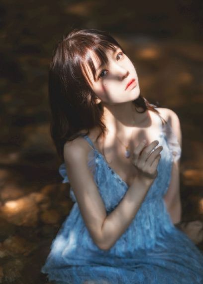 紧身裙女教师在线_720电视剧在线观看